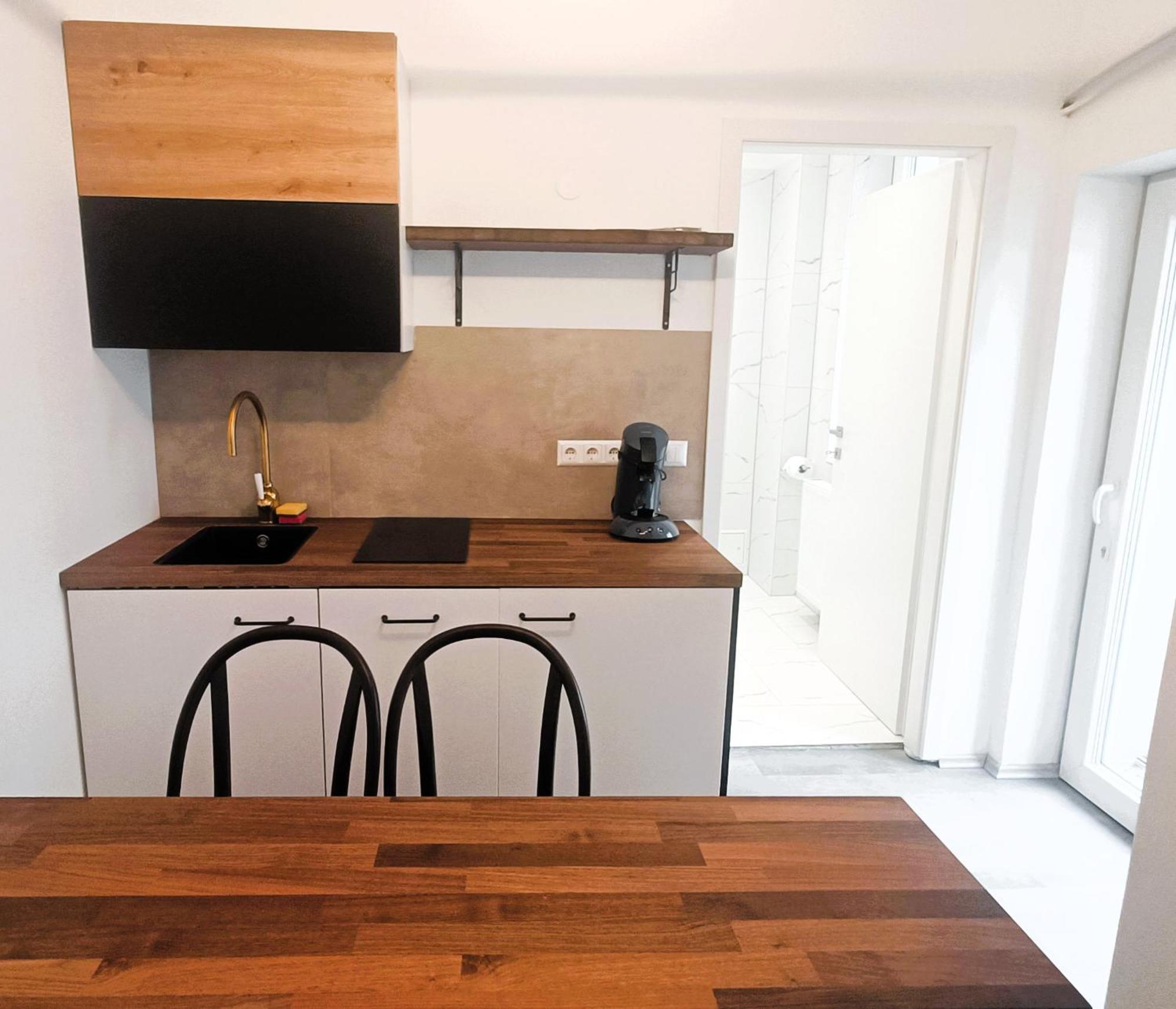 Townhouse Citycenter Klagenfurt am Woerthersee Екстер'єр фото